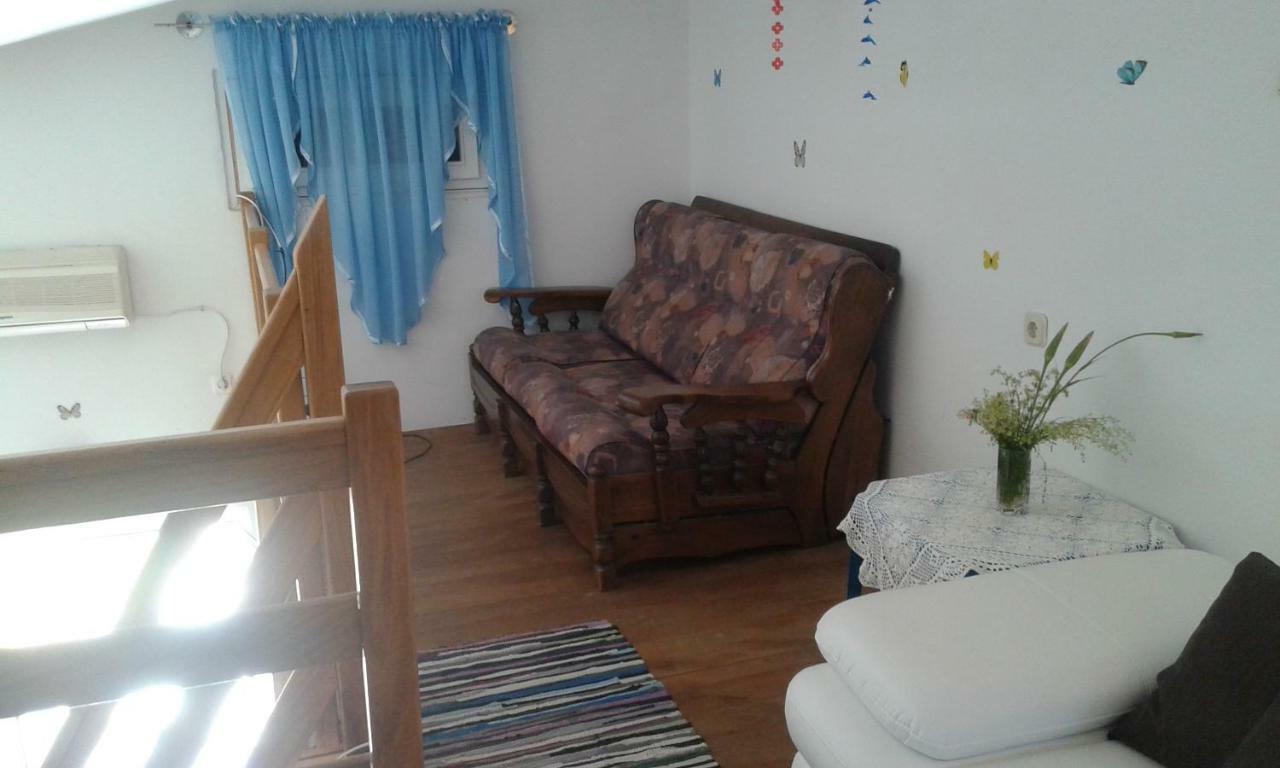 Apartmani Marija Starigrad Paklenica Eksteriør bilde