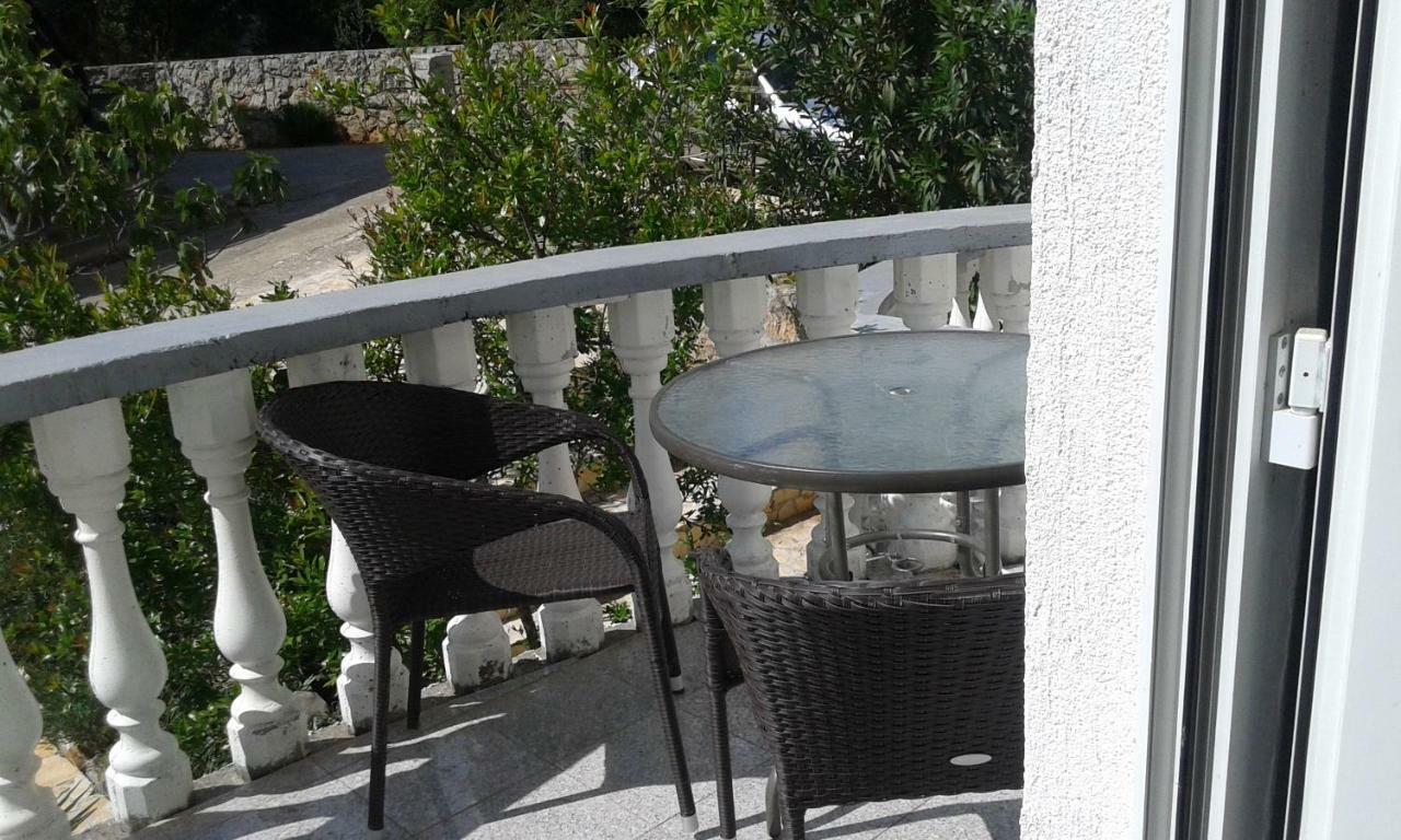 Apartmani Marija Starigrad Paklenica Eksteriør bilde