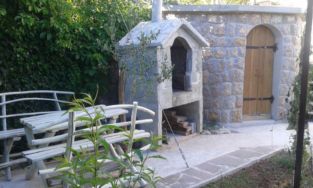 Apartmani Marija Starigrad Paklenica Eksteriør bilde