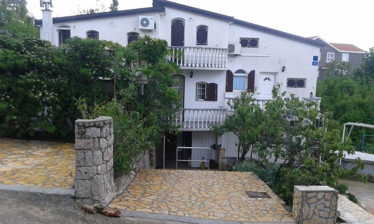 Apartmani Marija Starigrad Paklenica Eksteriør bilde