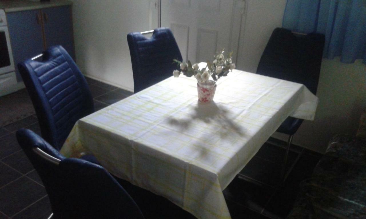 Apartmani Marija Starigrad Paklenica Eksteriør bilde