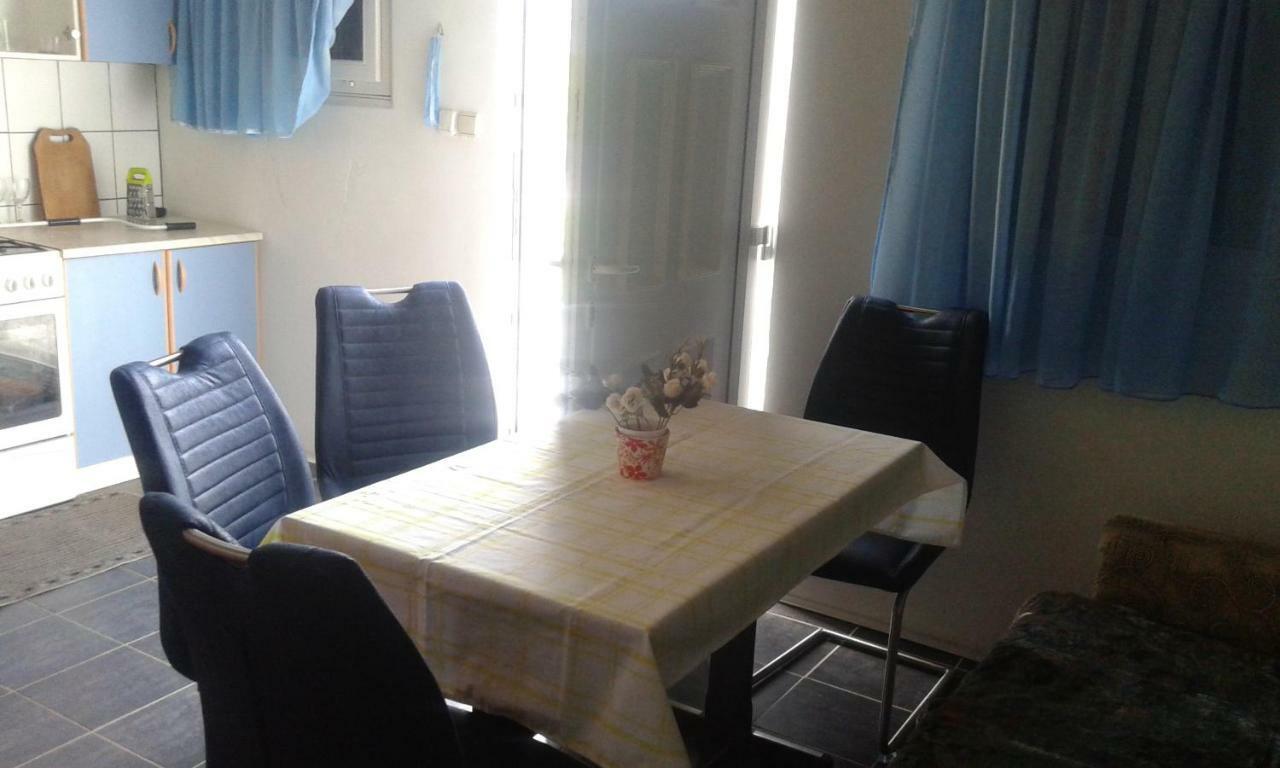 Apartmani Marija Starigrad Paklenica Eksteriør bilde
